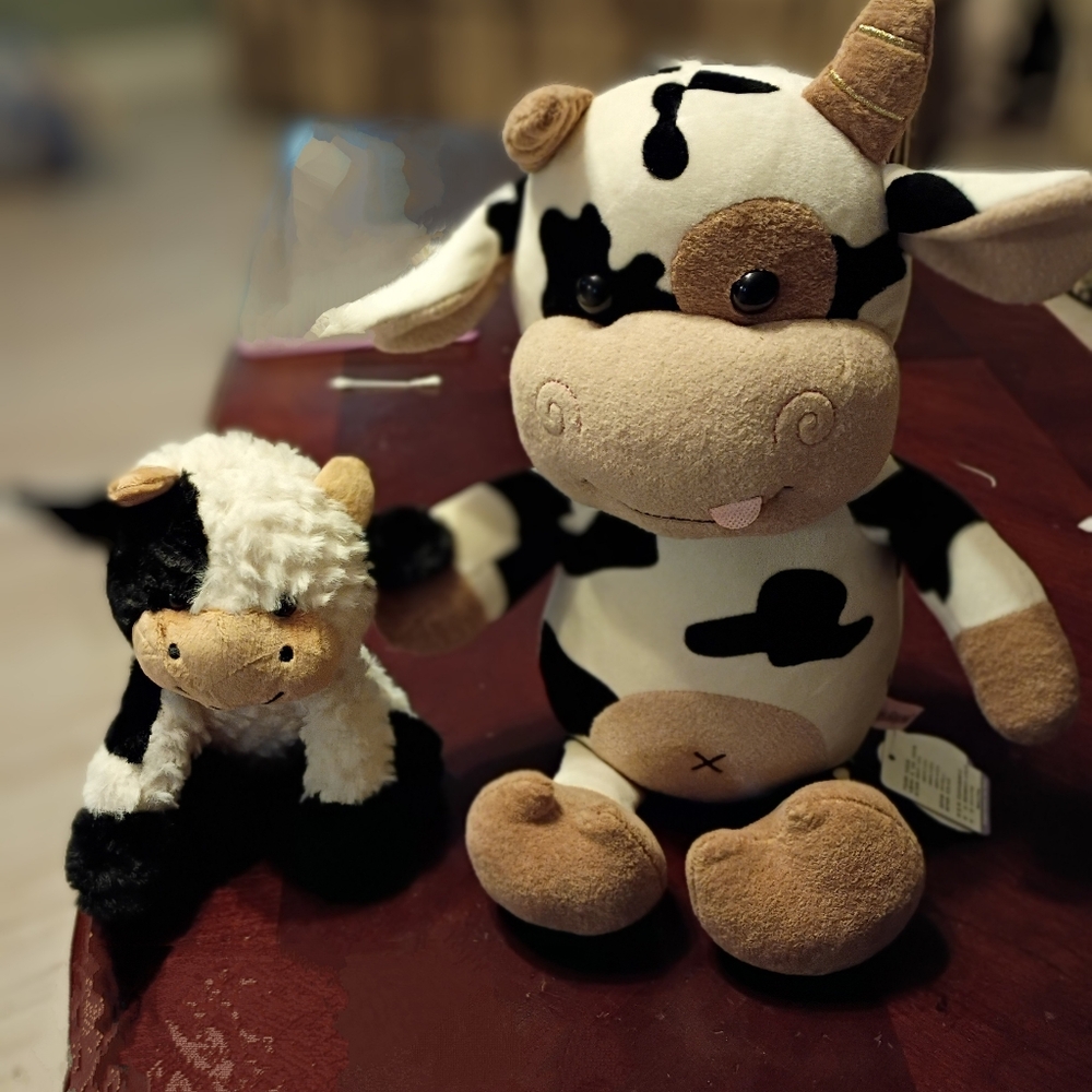 Adorable Cow Plush Toy Set